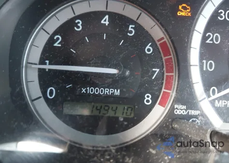 2005 Toyota Sienna Xle Limited z USA, uszkodzony, nr VIN 5TDZA22C15S248172